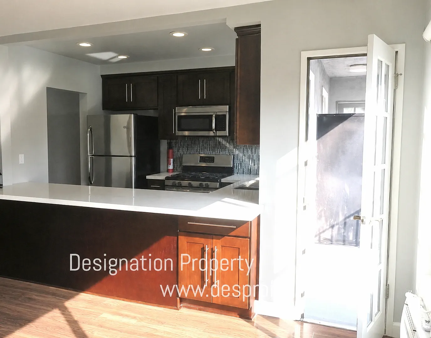 Hampton Avenue, 7638 W. Hollywood, CA 90046 — Photo 2