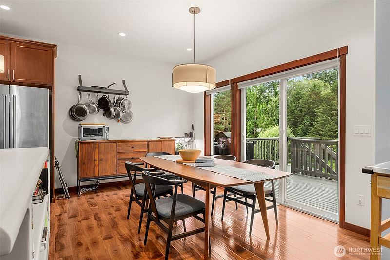 5th image of 19036 18th Avenue NE