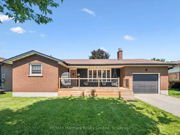 35 Matthew Dr, Guelph, ON N1H 7S7