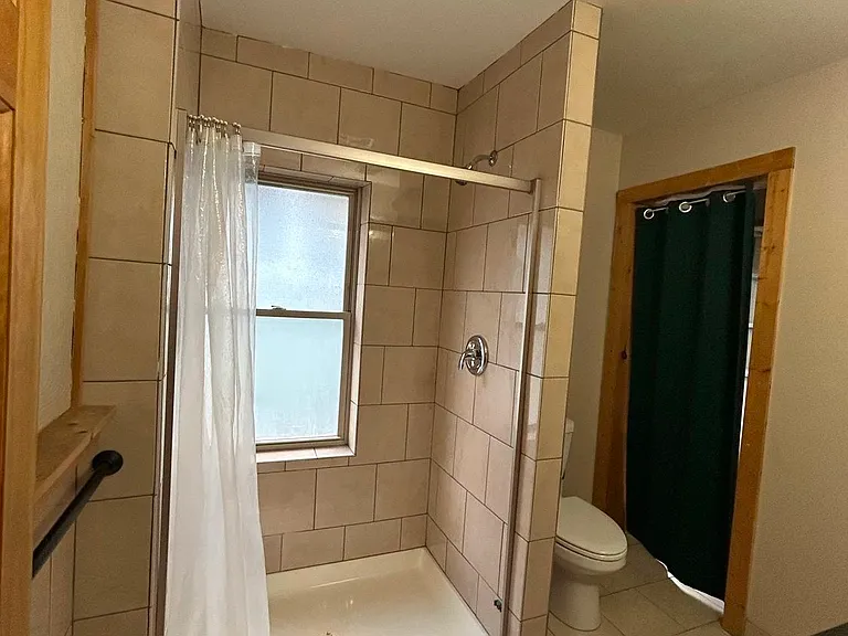 2809 Monroe Ave — Photo 19