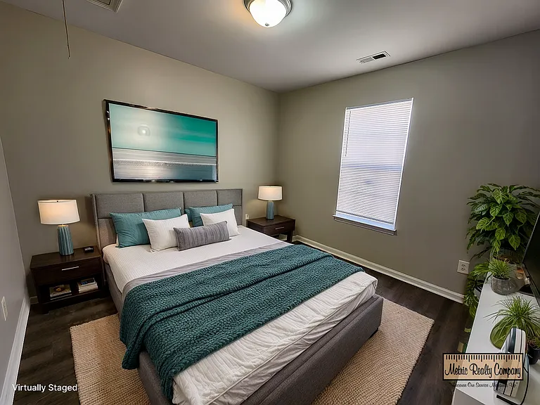 1126 Maria Christina Ln — Photo 13