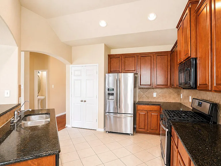 5219 Heatherdawn Ct — Photo 15