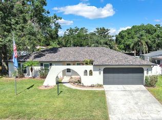 3840 Rolling Cir, Valrico, FL 33594