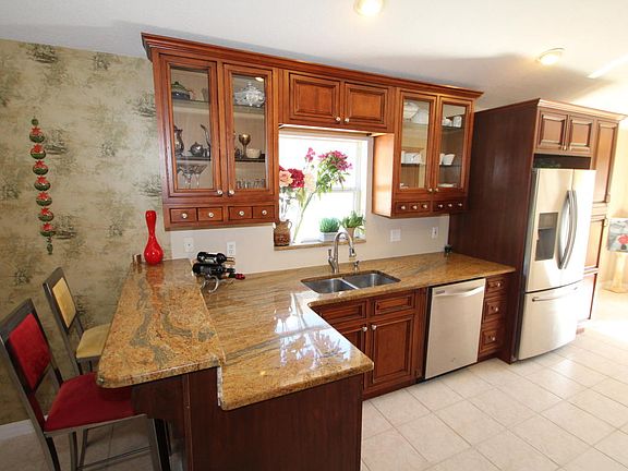 2nd image of 2698 Bradfordt Dr