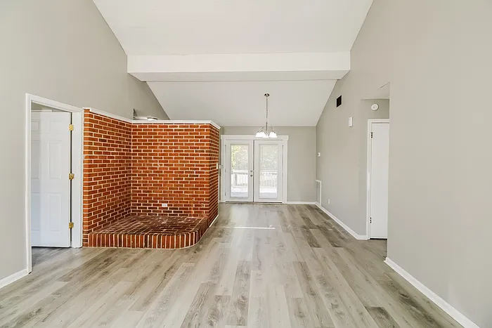 120 Wynnsum Trl — Photo 3