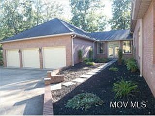 2nd image of 5218 Glenbrook Dr