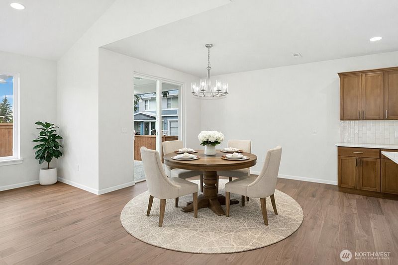 5th image of 30217 11th Place S