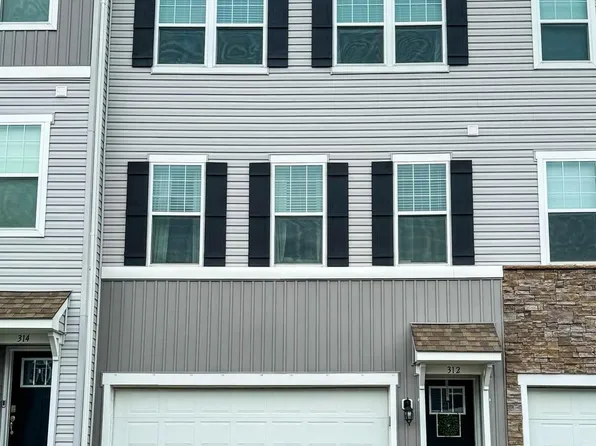 312 Dawson Pl, Downingtown, PA 19335