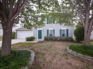 10608 Gold Pan Rd, Charlotte, NC 28215