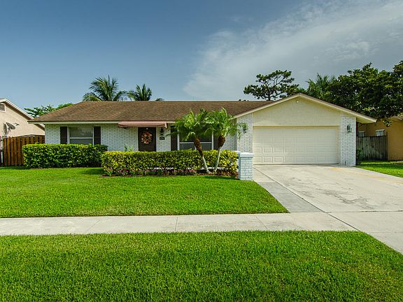 2nd image of 4791 Blue Pine Cir