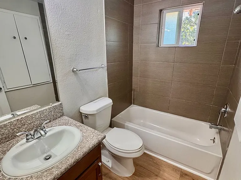 285 S Jay Street — Photo 38
