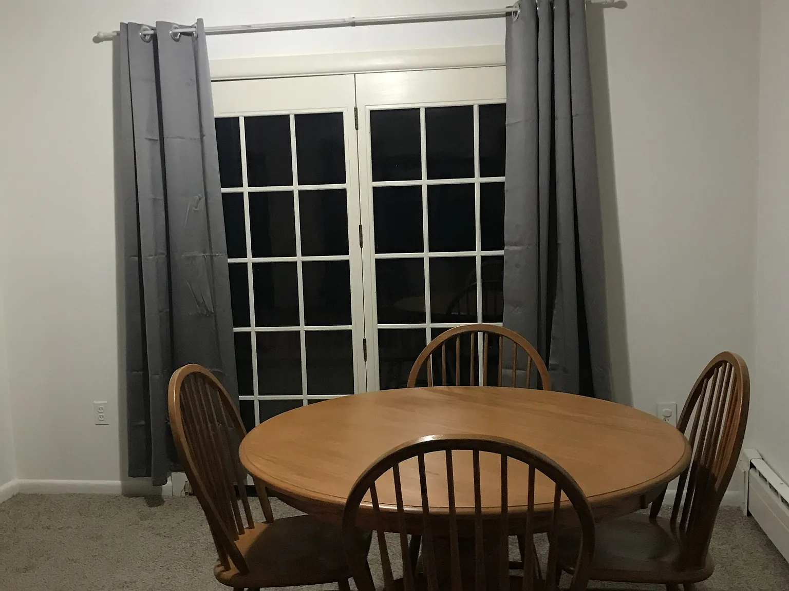 3 bed, 2016 sqft, $2,400 — Photo 2