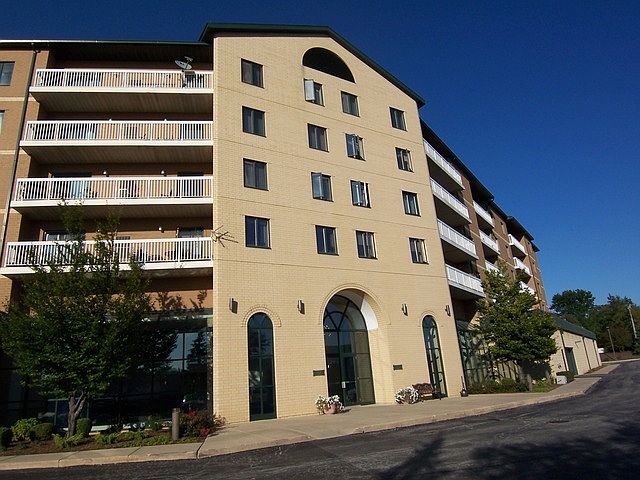 1st image of 1500 S Ardmore Ave APT 603