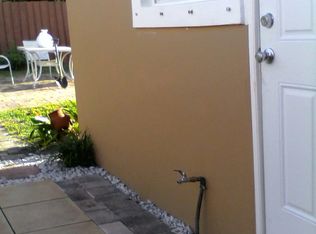 7948 Meridian St, Miramar, FL 33023