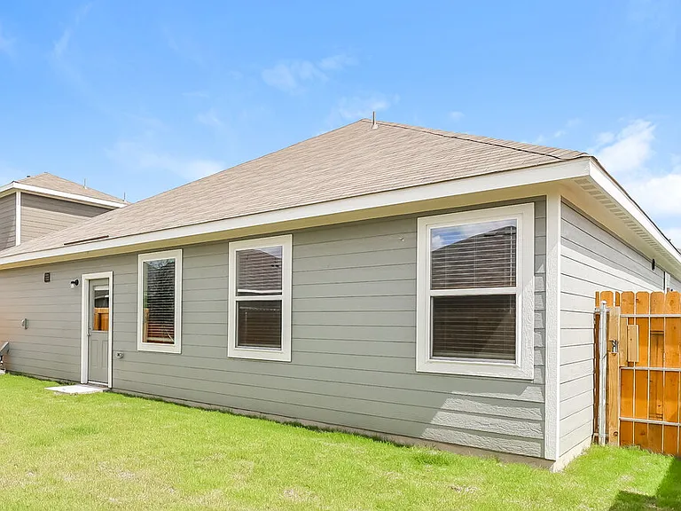 1508 Harvester Dr — Photo 16