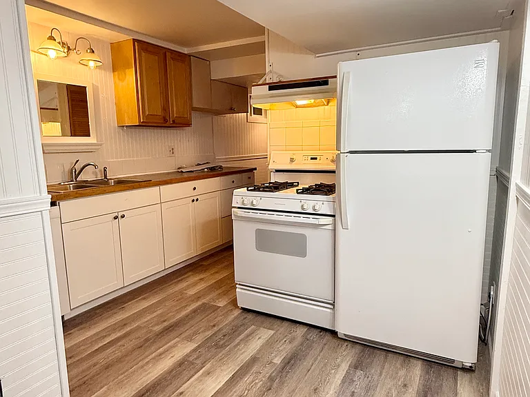 504 W 12th Ave #2 — Photo 11