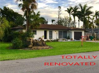 2000 44th St SW, Naples, FL 34116