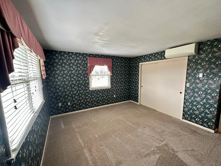 1448 Abbottstown Pike — Photo 6