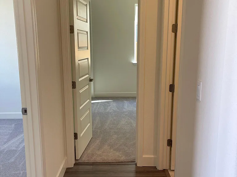 4993 Gold Rush Dr — Photo 3