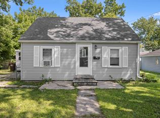 1428 Maple Ave, Belvidere, IL 61008