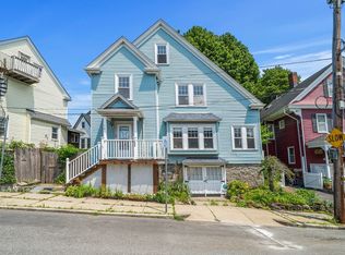 12 Oakridge St, Mattapan, MA 02126