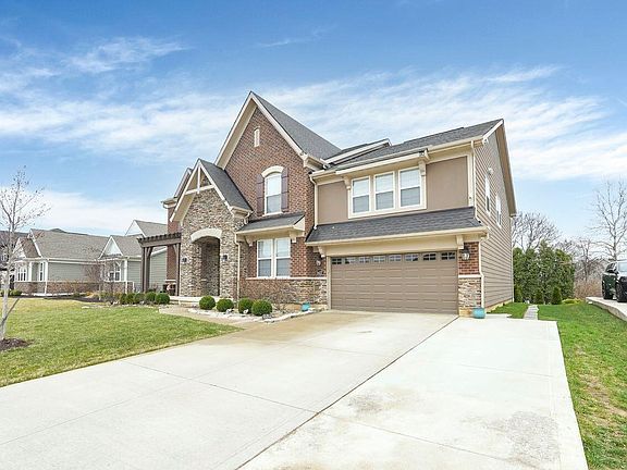 2nd image of 8427 Chesapeake Way NW