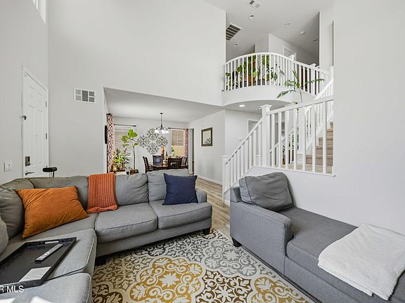 5th image of 38031 Clermont Ave