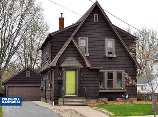 1023 W Winnebago St, Appleton, WI 54914