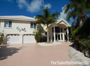 770 9th St, Key Colony Beach, FL 33051