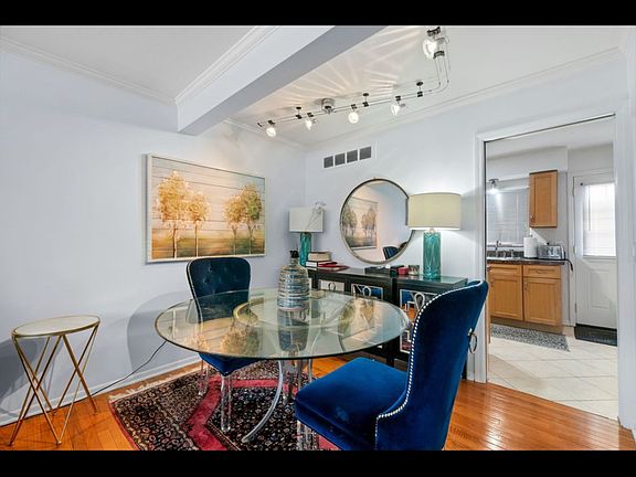 5th image of 4811 Mansfield Ave #1