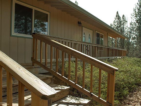 2nd image of 10461 Carrington Ln