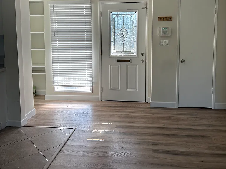 6862 Delco Ave — Photo 3