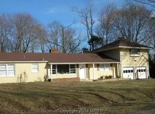 13113 Andrew Dr, Silver Spring, MD 20904