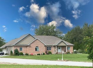 13327 W Cottonwood Rd, Hanna City, IL 61536