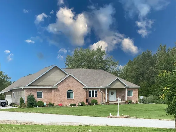 13327 W Cottonwood Rd, Hanna City, IL 61536