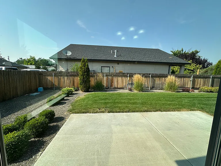 8918 W Northview St — Photo 19