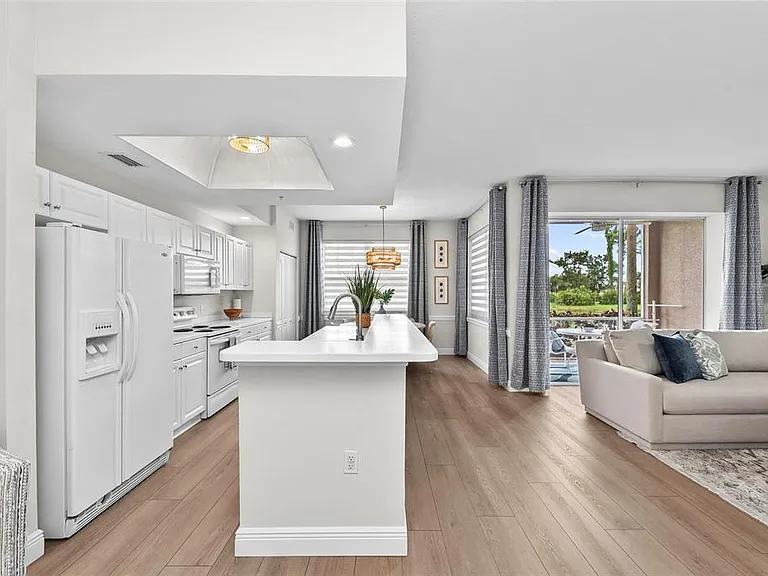 5280 Hyland Hills Ave #1812 — Photo 32