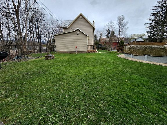 4th image of 108 Kashmir Ln