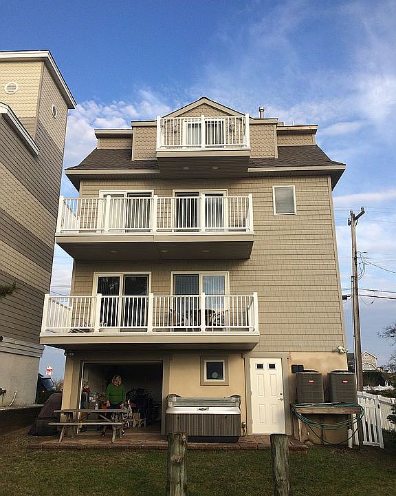 Great Rear Yard Spaces