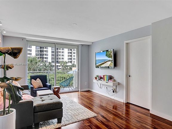 5th image of 770 Claughton Island Dr APT 403
