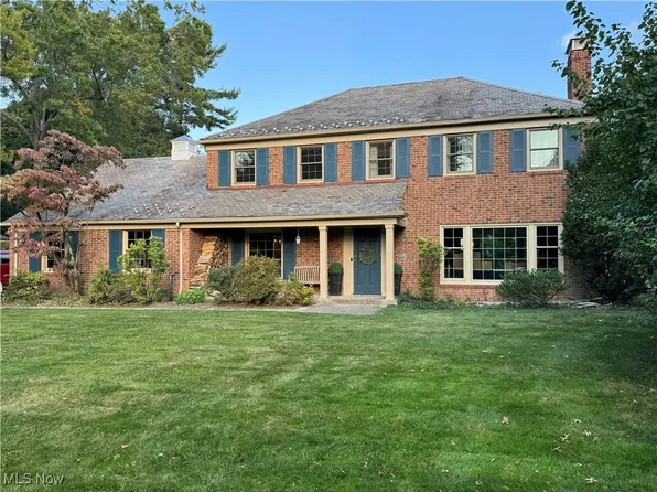 2867 Weybridge Rd, Shaker Heights, OH 44120