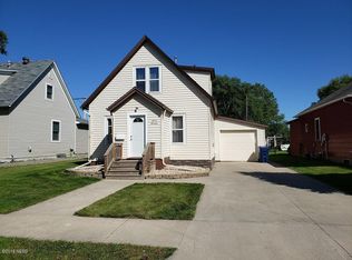 714 2nd St SE, Watertown, SD 57201
