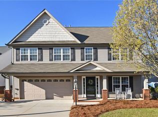 5827 Sunny Ridge Trl, Clemmons, NC 27012