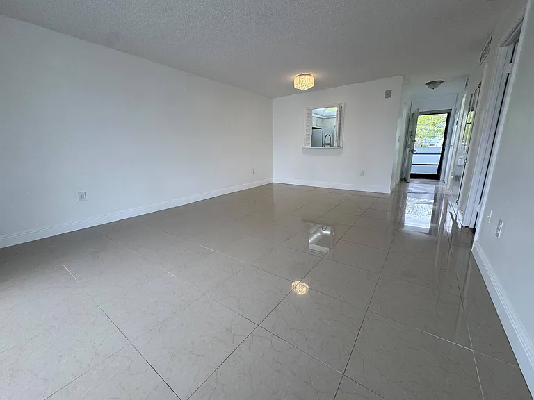 3849 NE 169 St N #204 — Photo 12