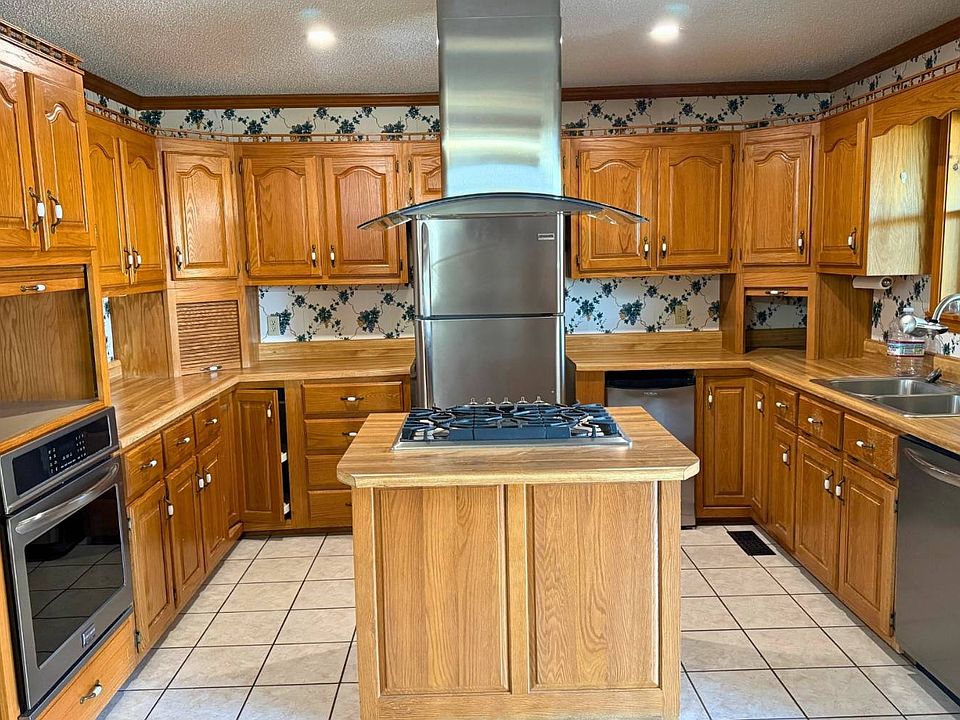 10th image of this home