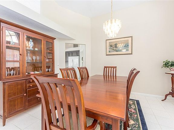 4th image of 3404 Bent Pine Dr