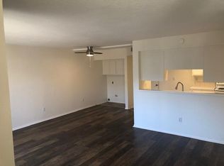 4301 California Ave APT 32, Bakersfield, CA 93309