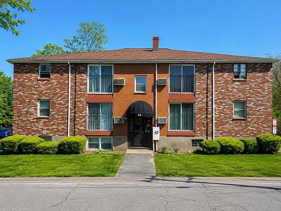 2nd image of 69 W Elm Ter APT 1