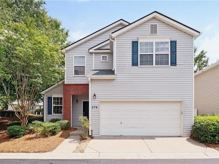 276 Hiawassee Dr — Photo 1