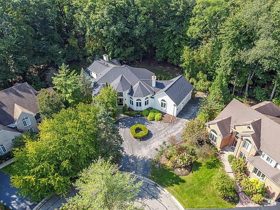 2nd image of 3492 Twin Oaks Ct